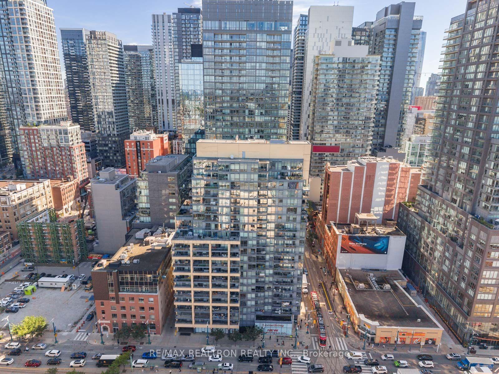 Photo 32 of 438 King Street, Toronto, Waterfront Communities — HOMEH