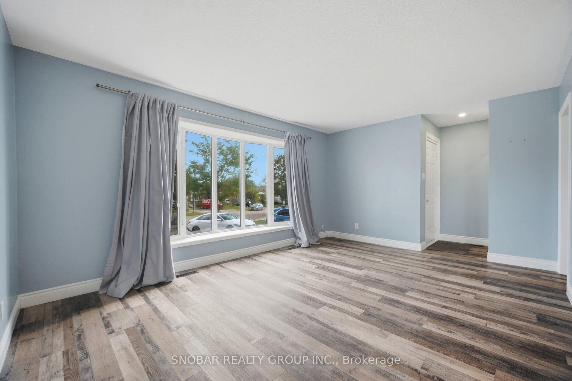 Photo 4 of 3441 Fellmore Drive, Mississauga, Erindale — HOMEH