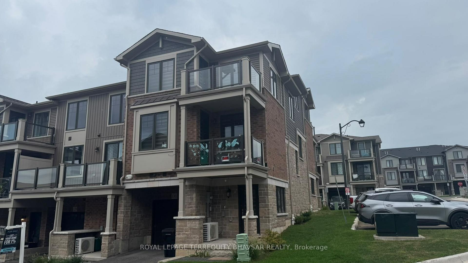 Photo 3 of Unit 130, 10 Birmingham Drive, Cambridge, Sheldon-Conestoga — HOMEH