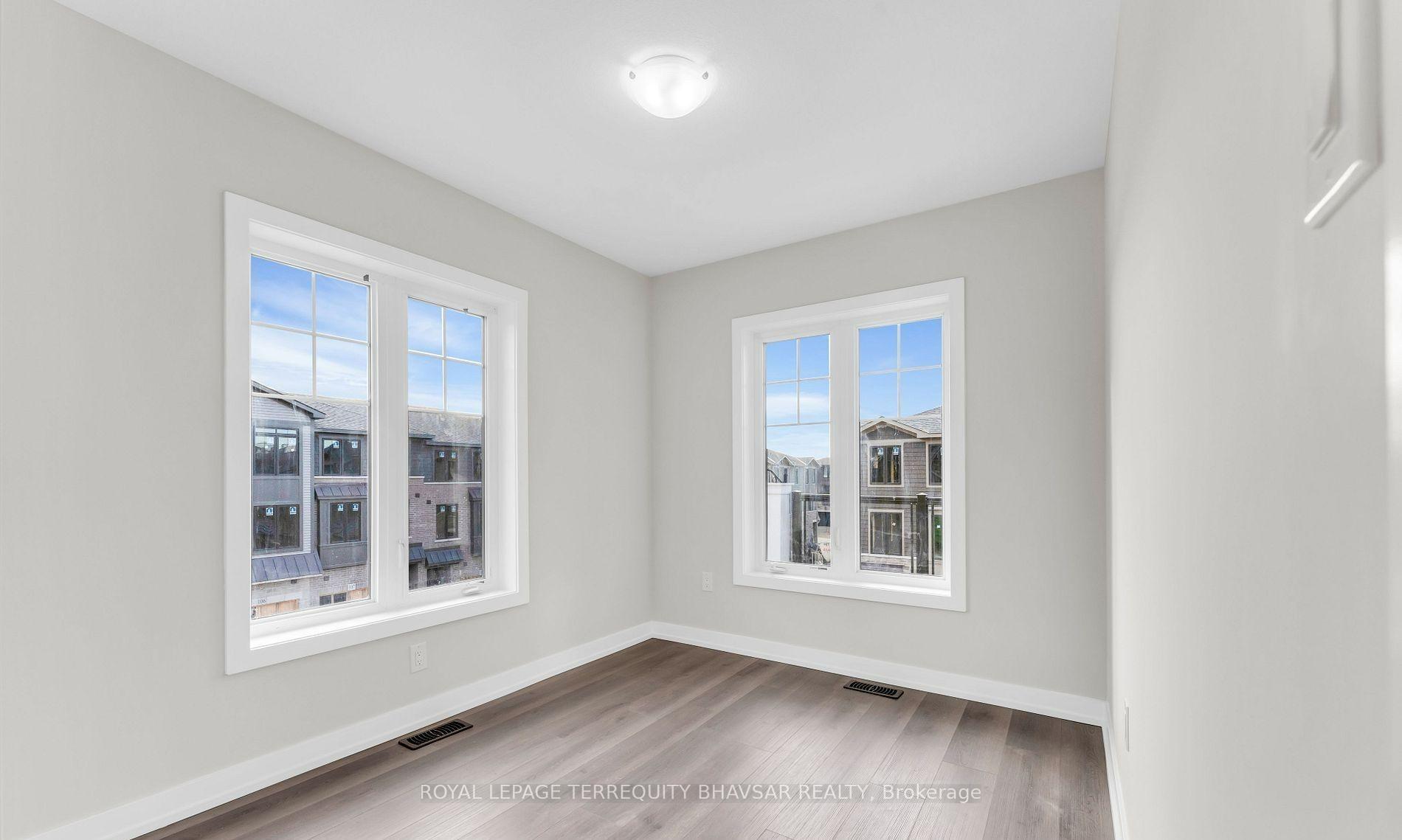 Photo 18 of Unit 130, 10 Birmingham Drive, Cambridge, Sheldon-Conestoga — HOMEH