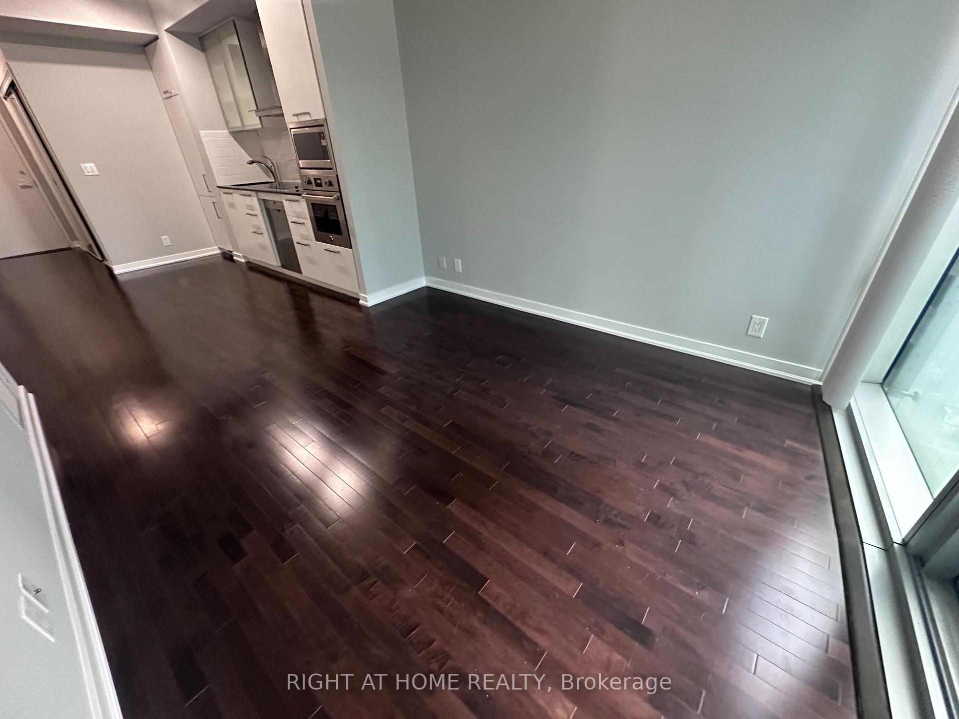 Photo 10 of Unit 509, 12 York Street, Toronto, Waterfront Communities — HOMEH