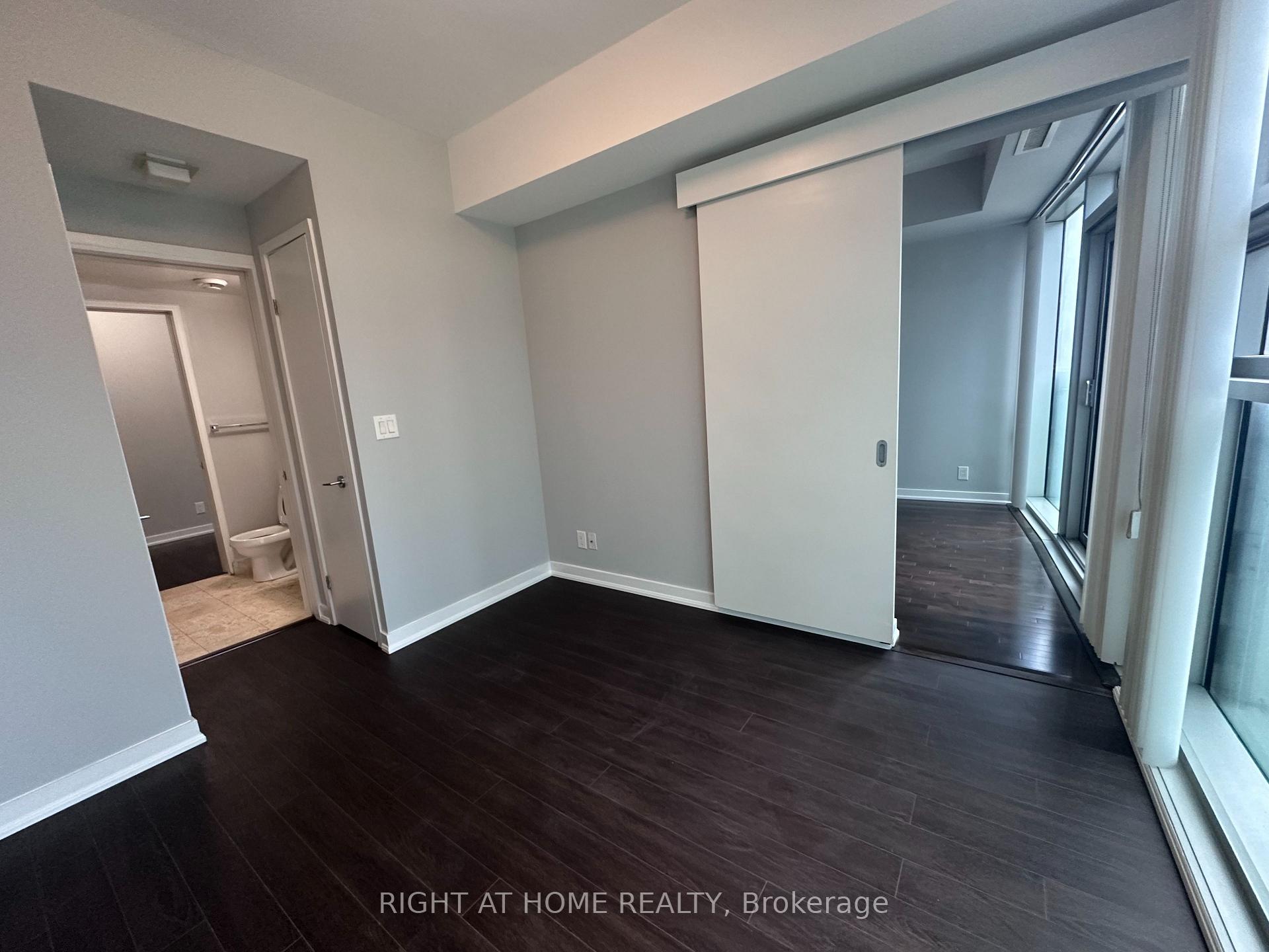 Photo 12 of Unit 509, 12 York Street, Toronto, Waterfront Communities — HOMEH