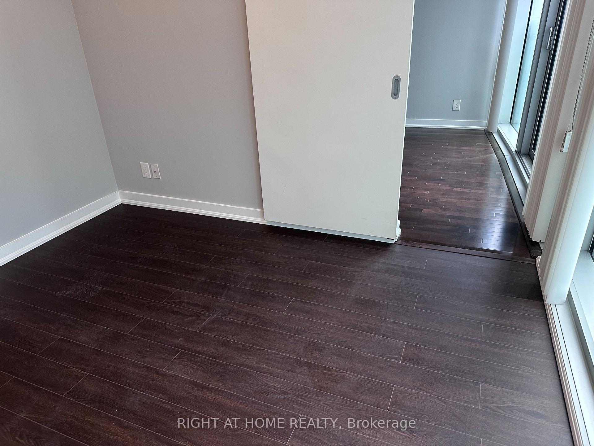 Photo 13 of Unit 509, 12 York Street, Toronto, Waterfront Communities — HOMEH