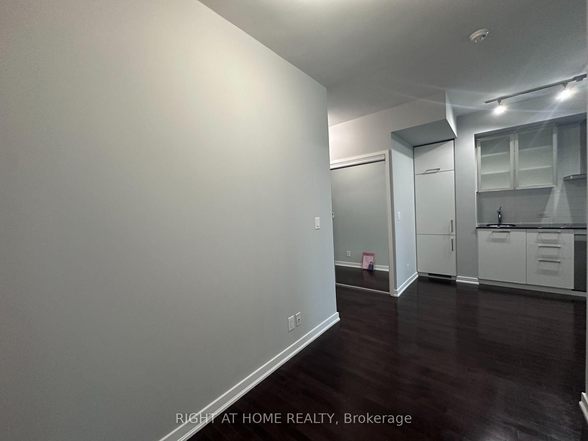 Photo 17 of Unit 509, 12 York Street, Toronto, Waterfront Communities — HOMEH
