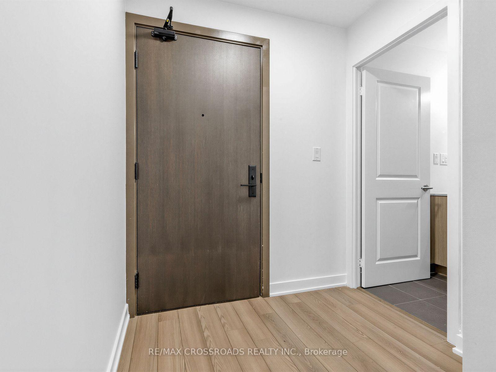Front of Unit 223, 2799 Kingston Road