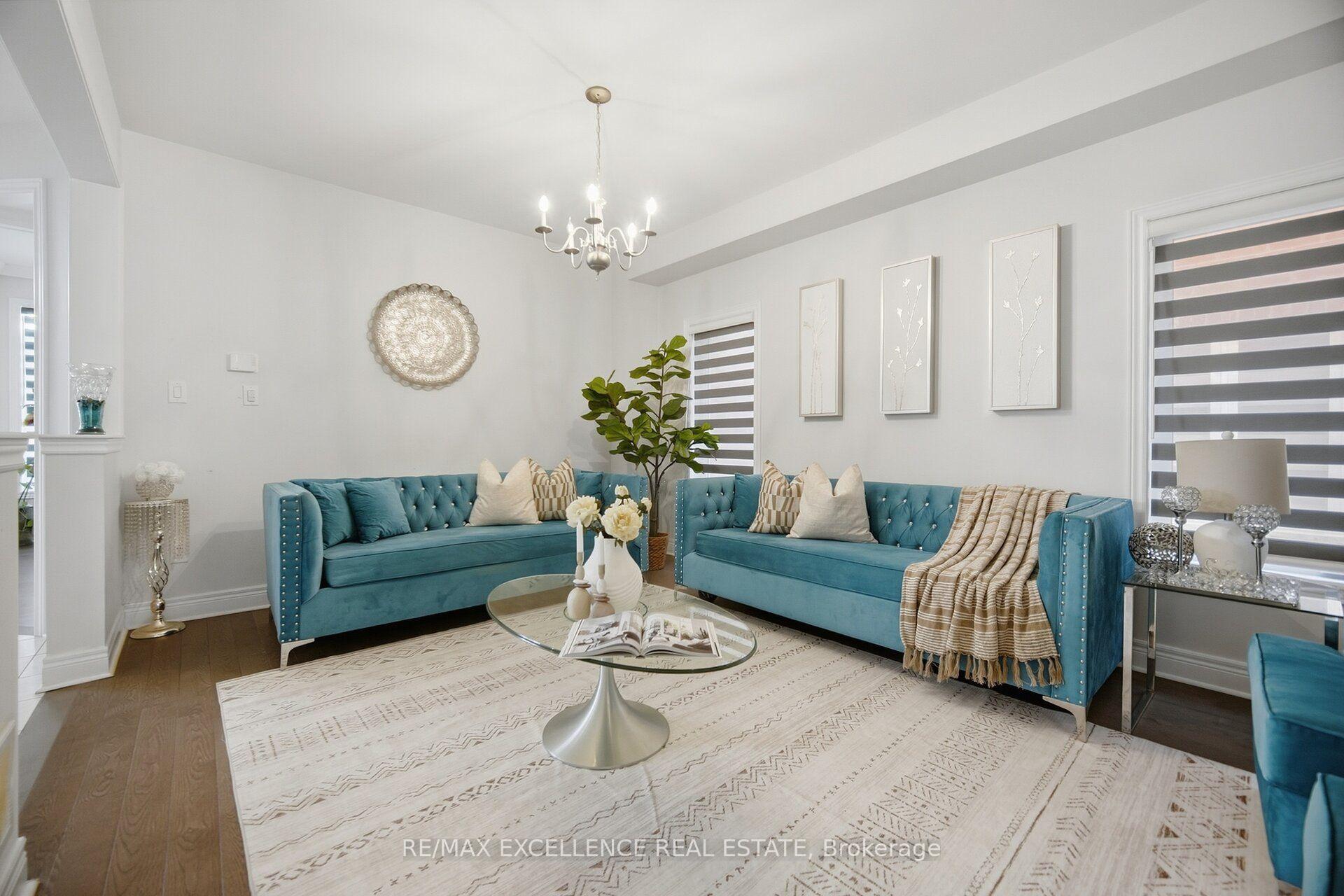 Photo 6 of 32 Branigan Crescent, Halton Hills, Georgetown — HOMEH