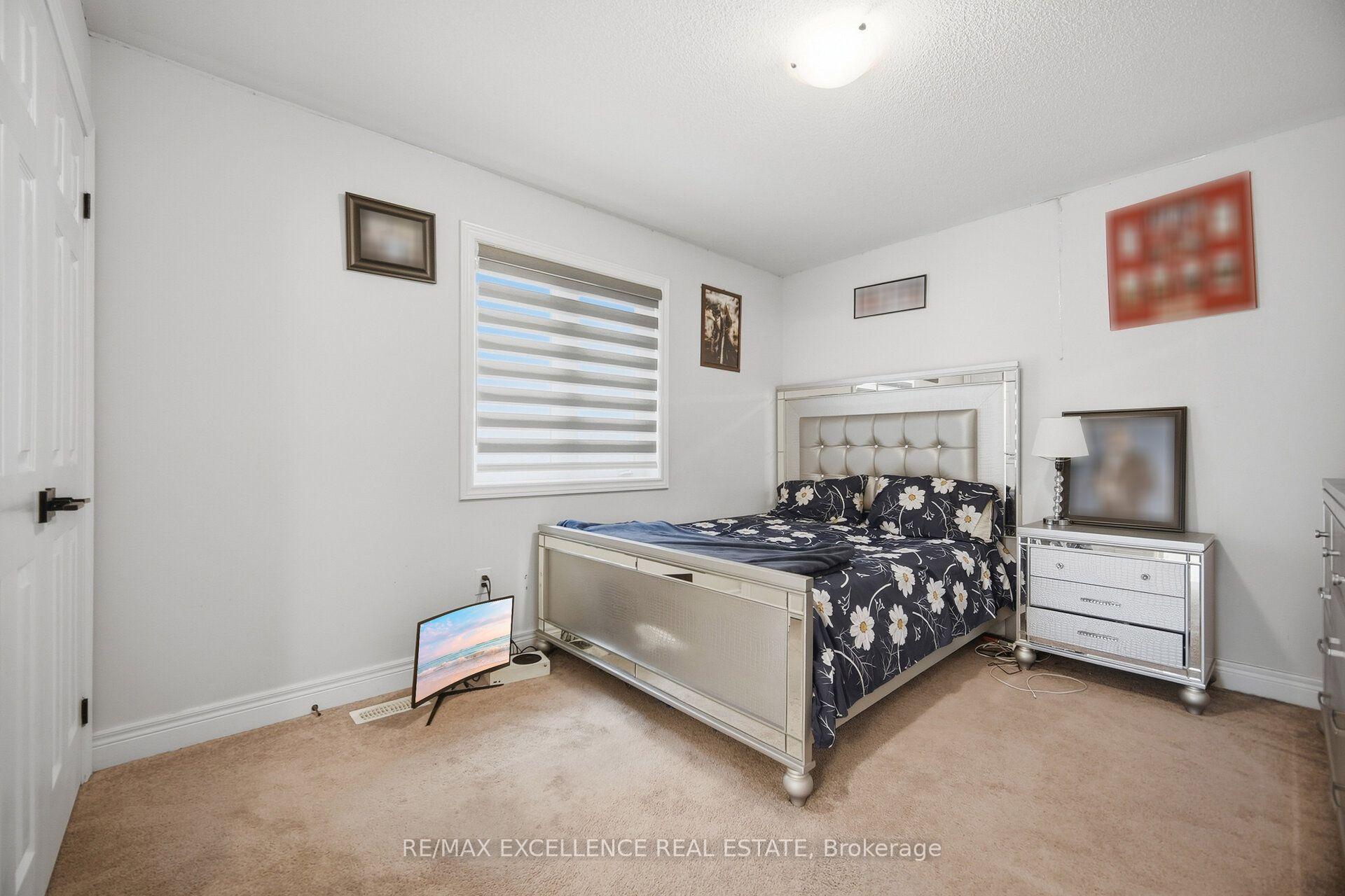 Photo 30 of 32 Branigan Crescent, Halton Hills, Georgetown — HOMEH