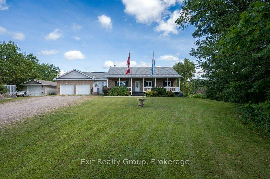 Photo 2 of 10435 Highway 41, Addington Highlands, Addington Highlands — HOMEH