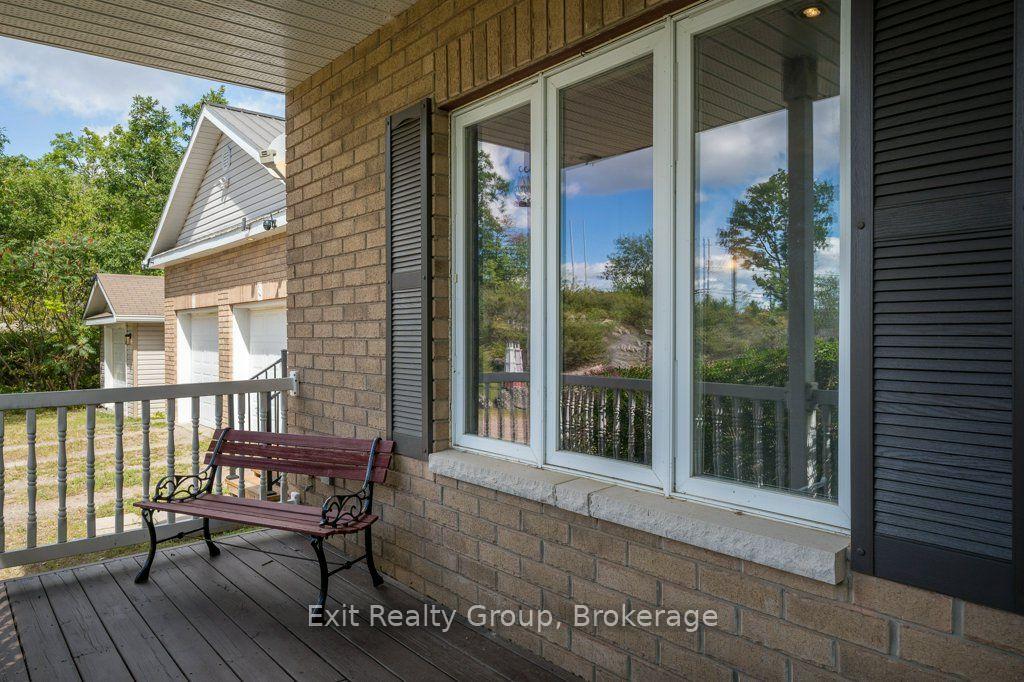Photo 4 of 10435 Highway 41, Addington Highlands, Addington Highlands — HOMEH