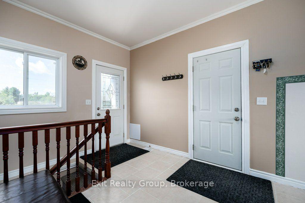 Photo 6 of 10435 Highway 41, Addington Highlands, Addington Highlands — HOMEH
