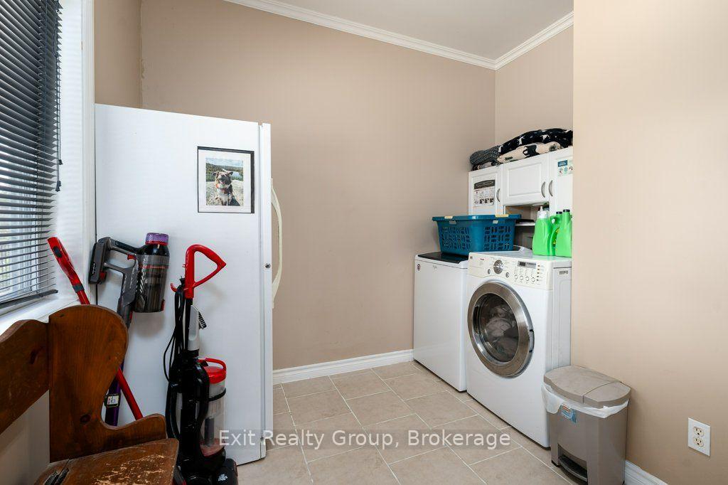 Photo 8 of 10435 Highway 41, Addington Highlands, Addington Highlands — HOMEH