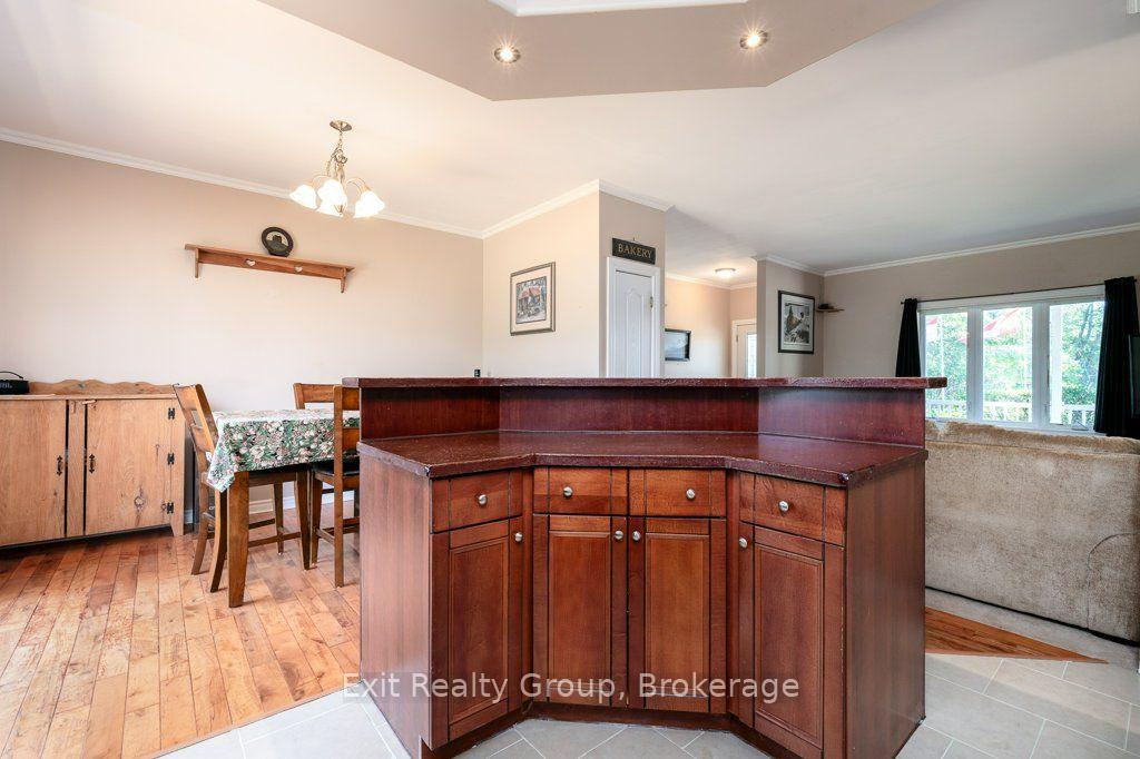 Photo 14 of 10435 Highway 41, Addington Highlands, Addington Highlands — HOMEH