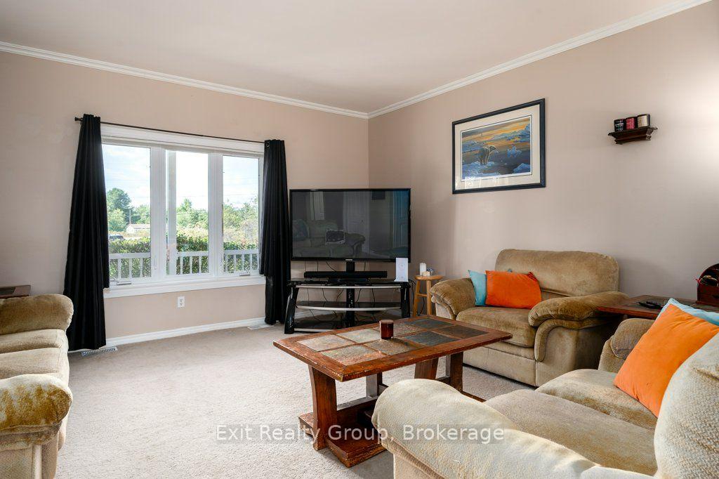 Photo 16 of 10435 Highway 41, Addington Highlands, Addington Highlands — HOMEH