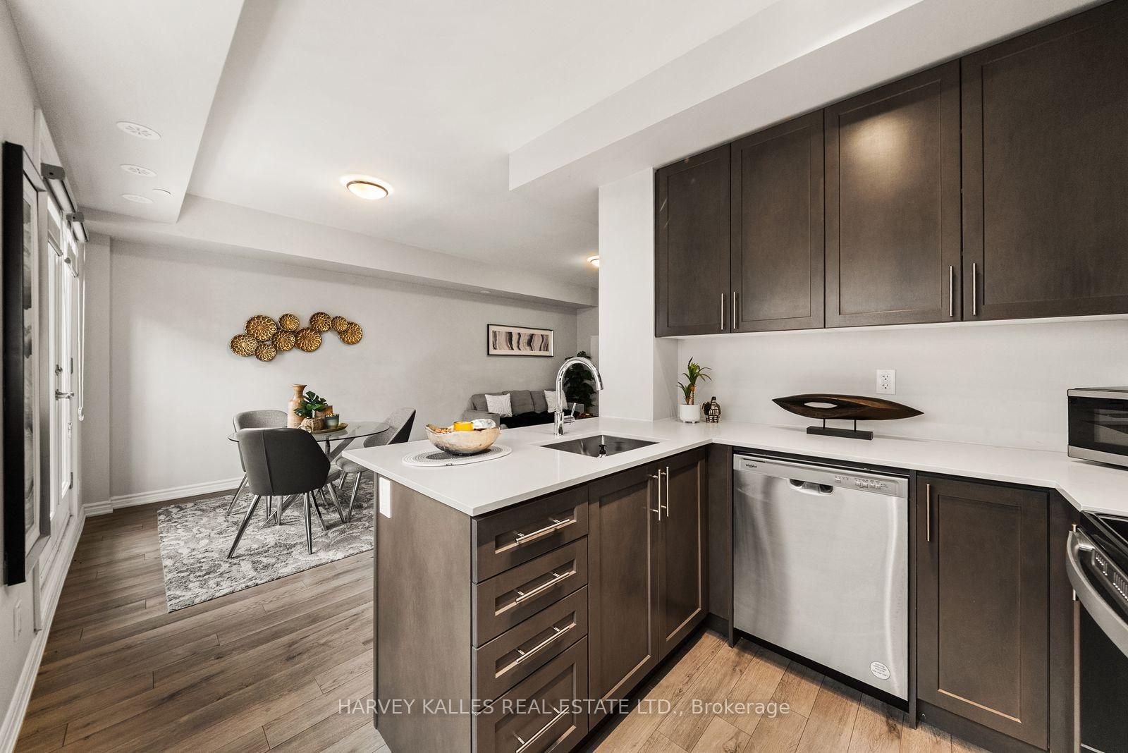 Photo 12 of Unit 324, 349 Wheat Boom Drive, Oakville, Joshua Meadows — HOMEH