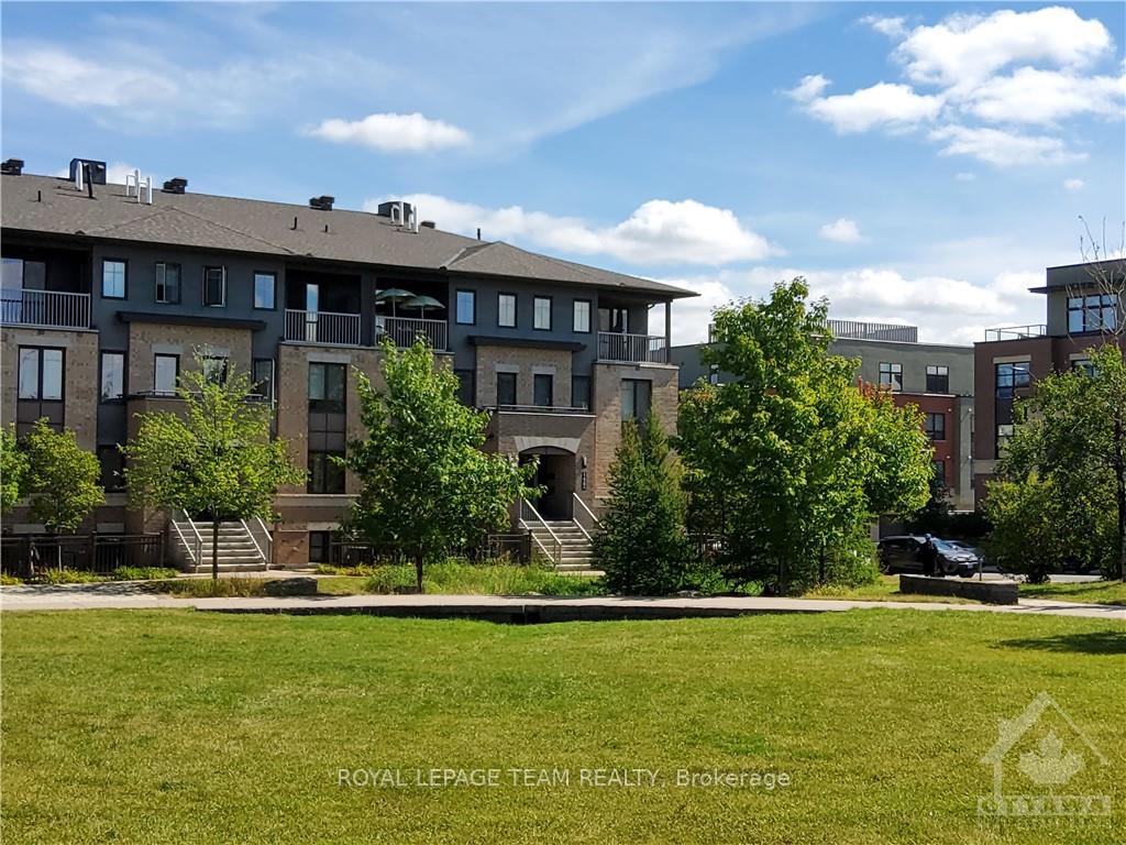 Photo 2 of Unit B, 148 Lindenshade Drive, Ottawa, Barrhaven - Strandherd — HOMEH