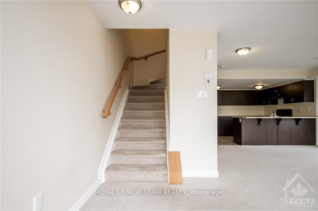 Photo 15 of Unit B, 148 Lindenshade Drive, Ottawa, Barrhaven - Strandherd — HOMEH