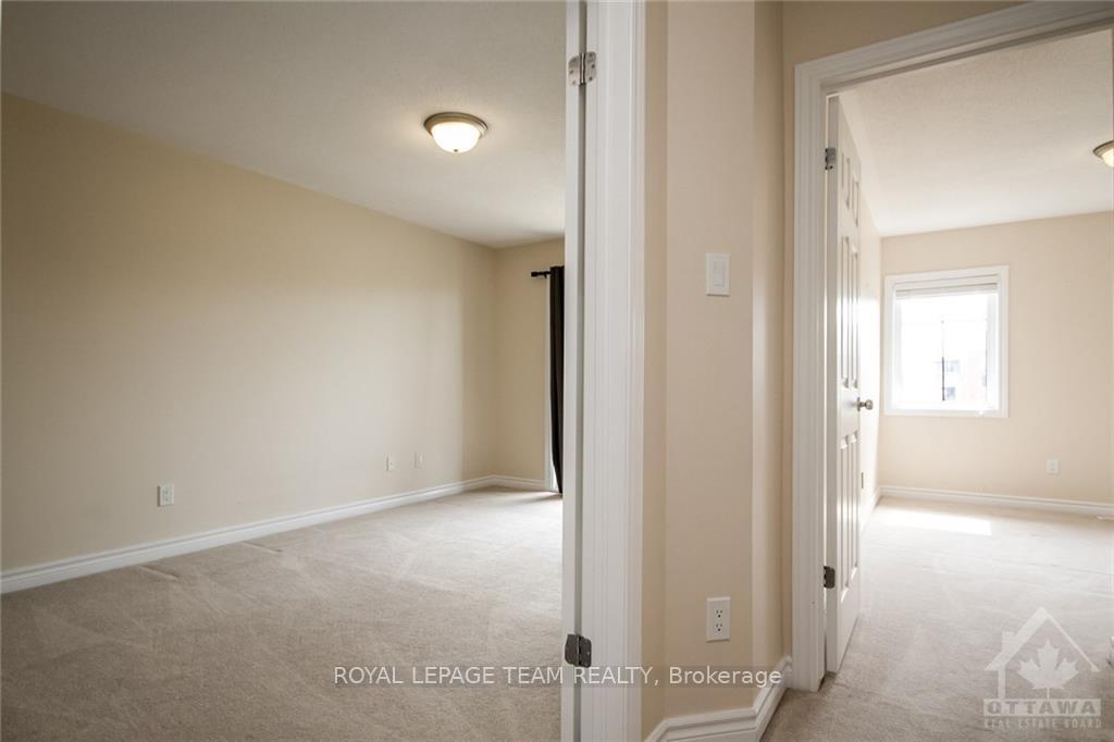 Photo 16 of Unit B, 148 Lindenshade Drive, Ottawa, Barrhaven - Strandherd — HOMEH