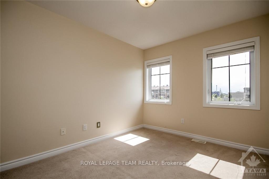 Photo 18 of Unit B, 148 Lindenshade Drive, Ottawa, Barrhaven - Strandherd — HOMEH
