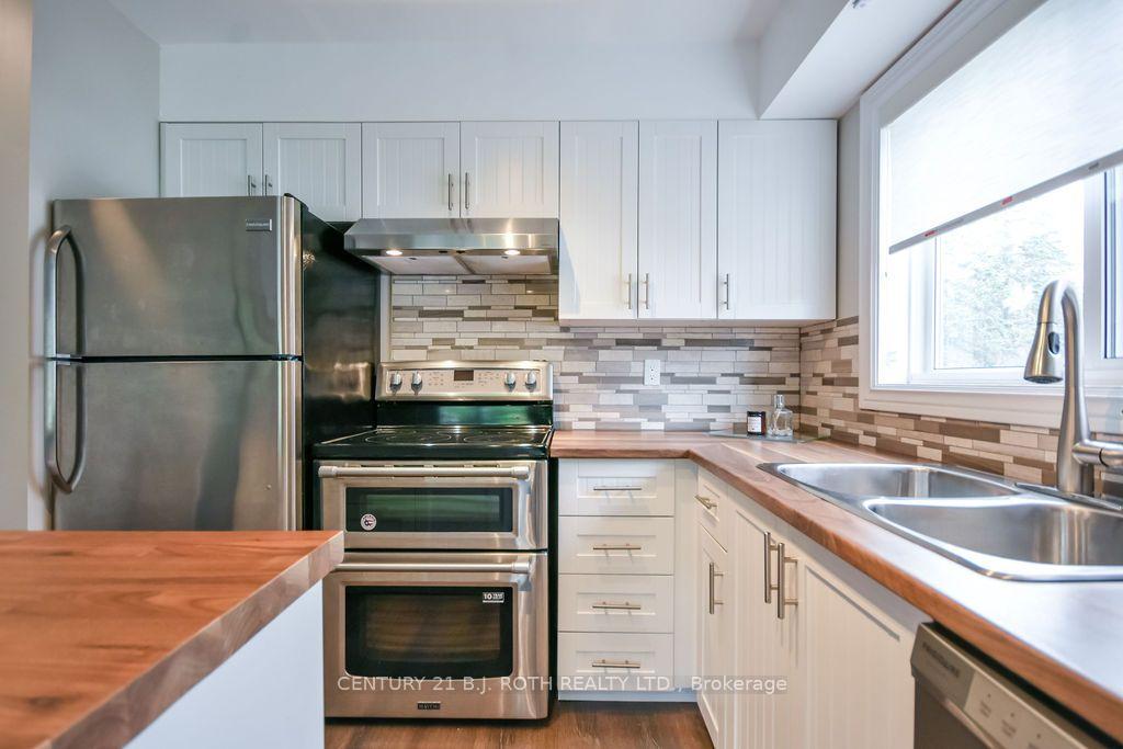 Photo 10 of Unit 15, 41 Laguna Parkway, Ramara, Rural Ramara — HOMEH