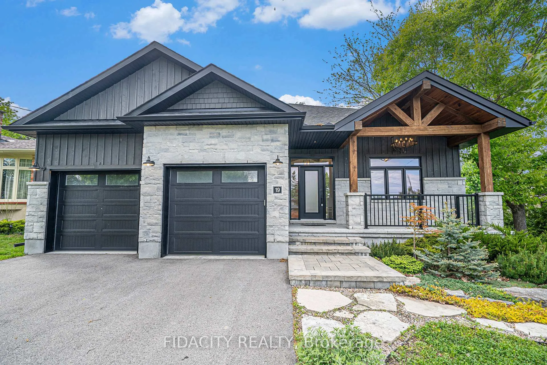 Photo 1 of 19 Brigade Avenue, Ottawa, Stittsville (South) — HOMEH