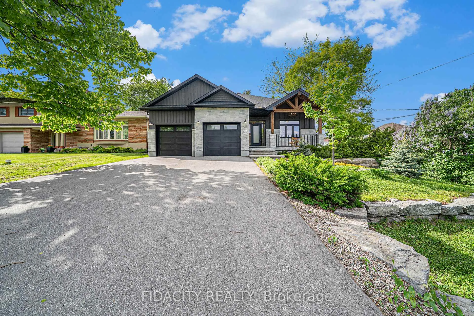 Photo 2 of 19 Brigade Avenue, Ottawa, Stittsville (South) — HOMEH