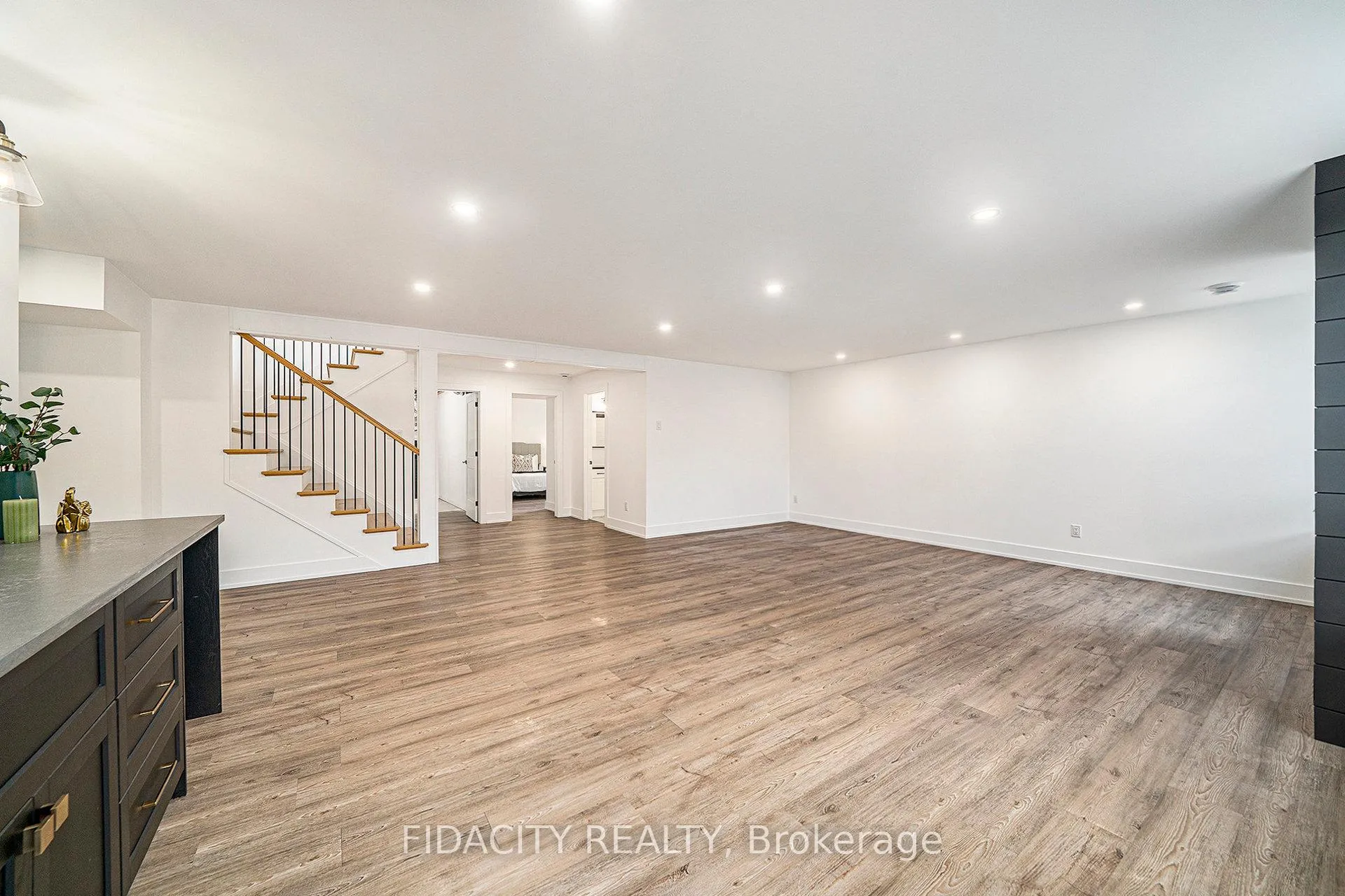 Photo 23 of 19 Brigade Avenue, Ottawa, Stittsville (South) — HOMEH