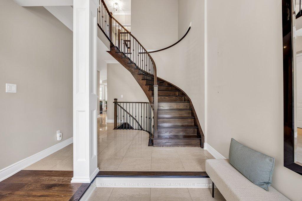 Photo 4 of 2444 Chateau Common, Oakville, Bronte Creek — HOMEH