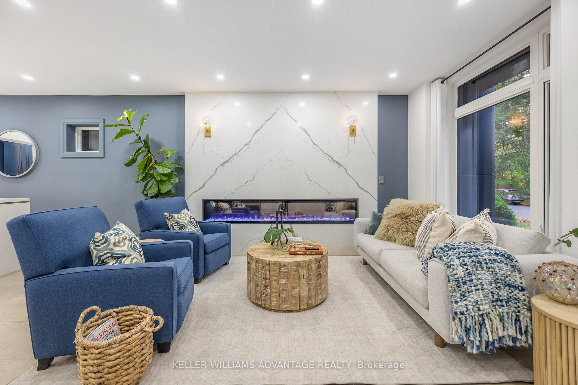 Photo 3 of 36 Lockwood Road, Toronto, The Beaches — HOMEH