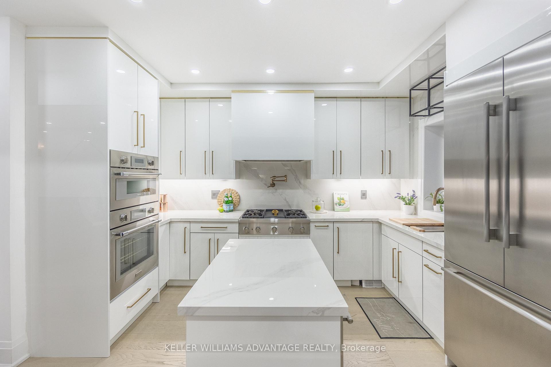 Photo 8 of 36 Lockwood Road, Toronto, The Beaches — HOMEH