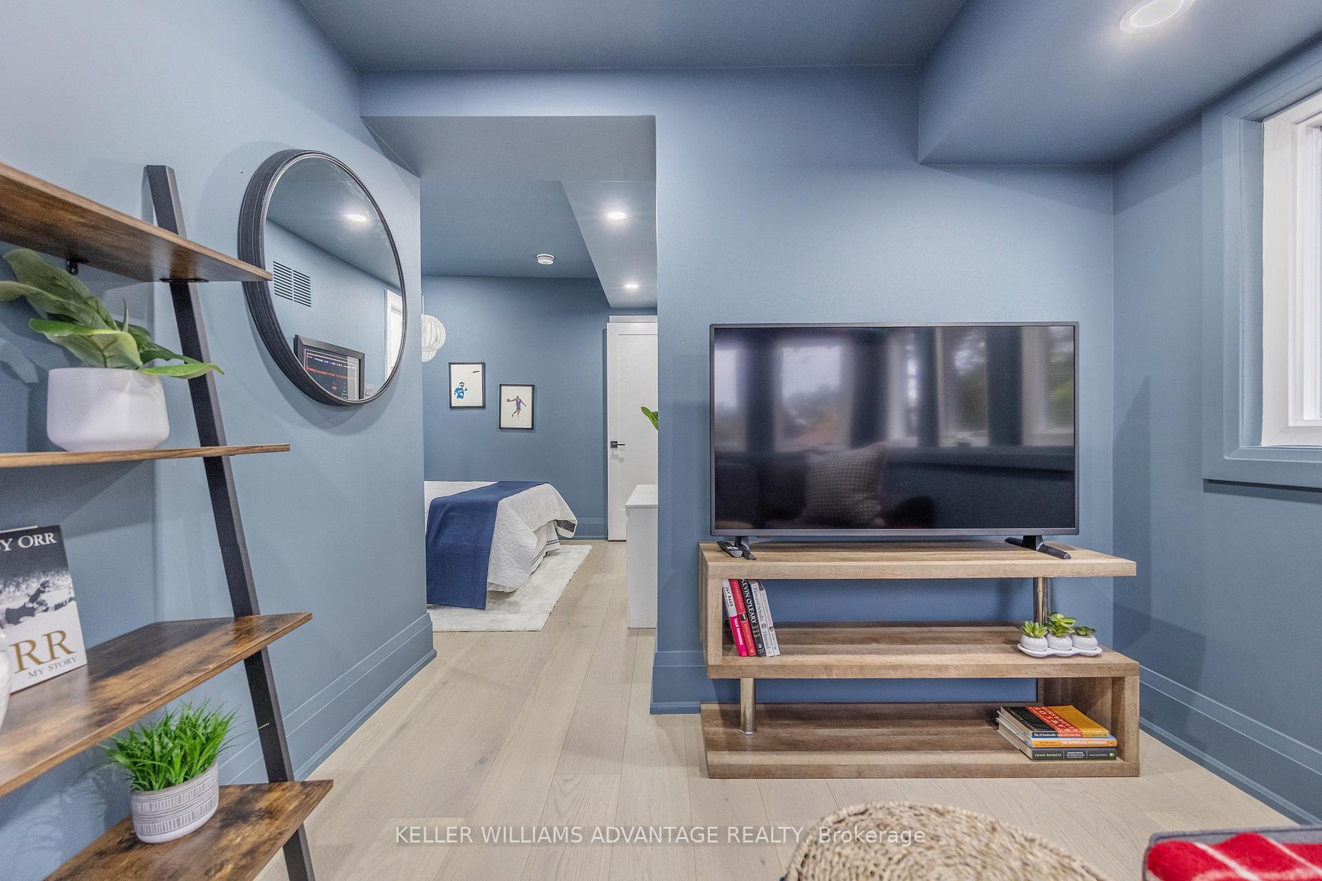 Photo 20 of 36 Lockwood Road, Toronto, The Beaches — HOMEH
