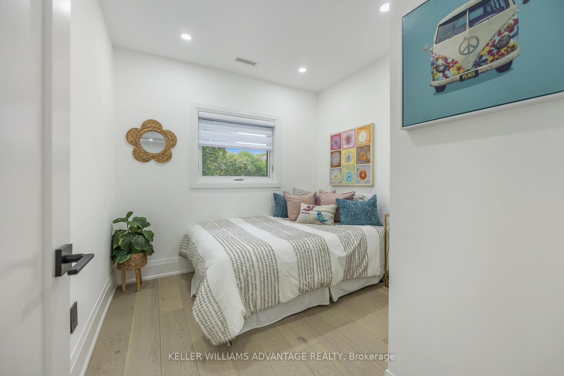 Photo 22 of 36 Lockwood Road, Toronto, The Beaches — HOMEH