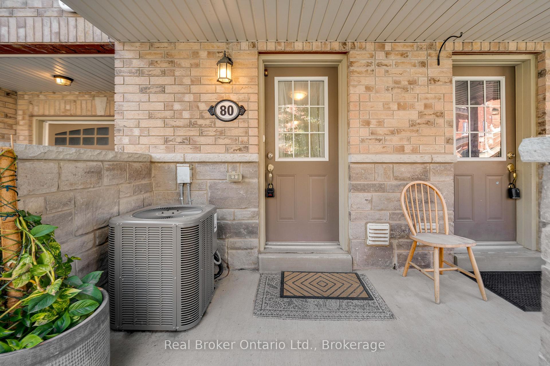 Photo 6 of Unit 80, 88 Decorso Drive, Guelph, Kortright East — HOMEH