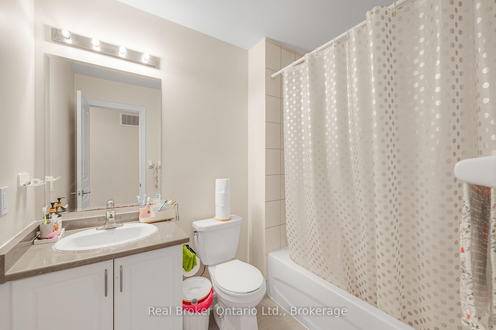 Photo 22 of Unit 80, 88 Decorso Drive, Guelph, Kortright East — HOMEH