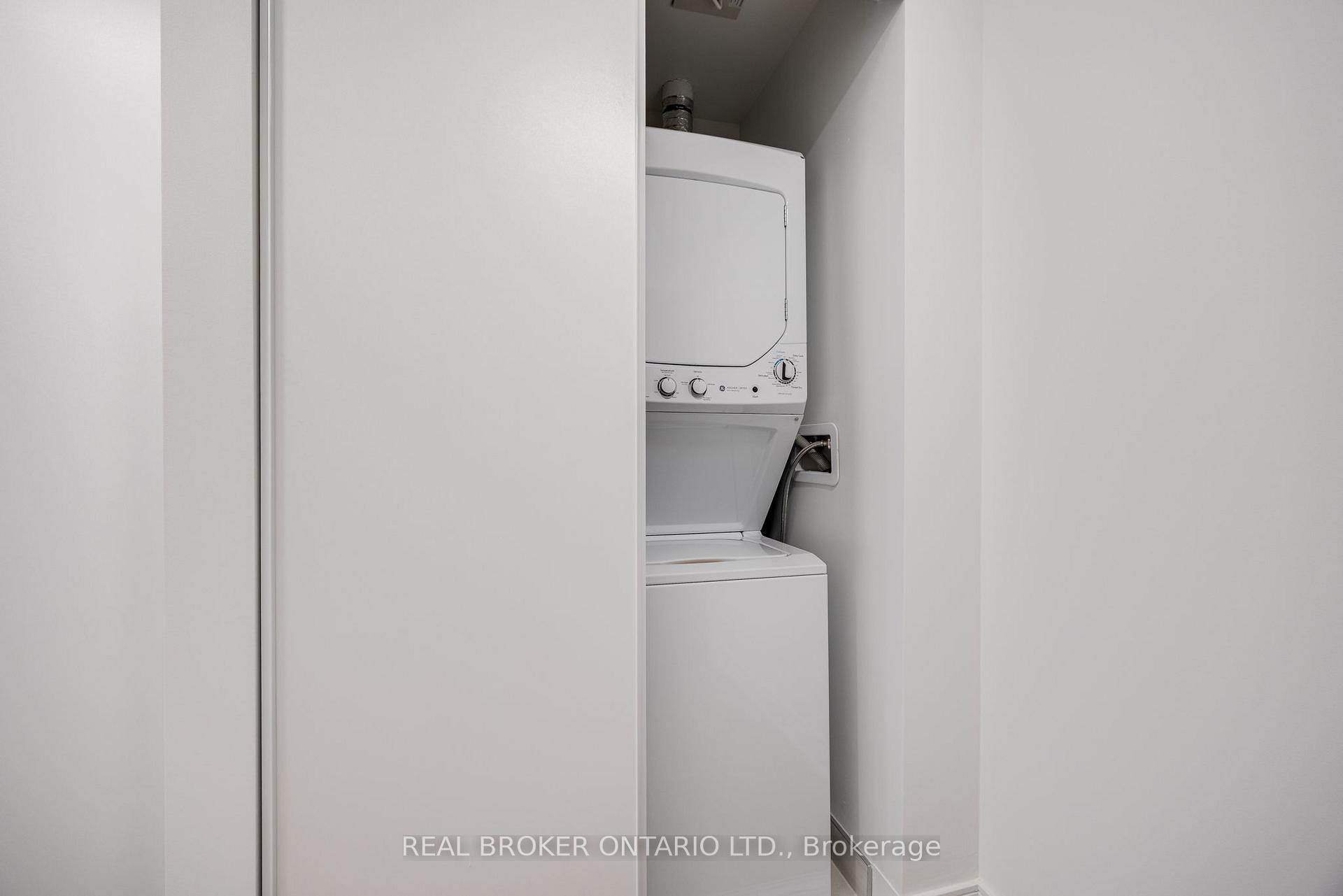 Photo 10 of Unit 1602, 86 Dundas Street E, Mississauga, Cooksville — HOMEH