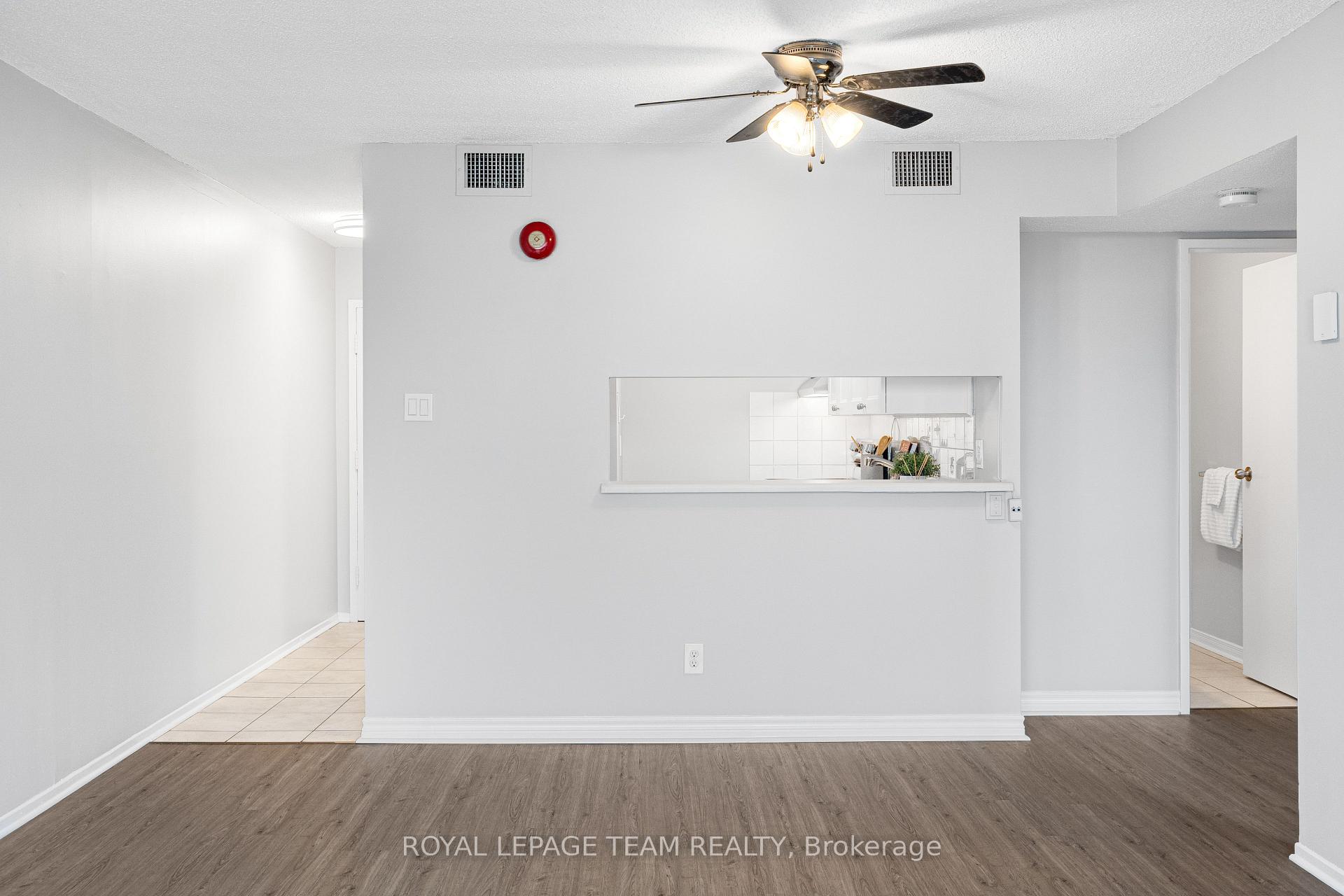 Photo 9 of Unit 301, 1180 Ohio Street, Ottawa, Billings Bridge — HOMEH