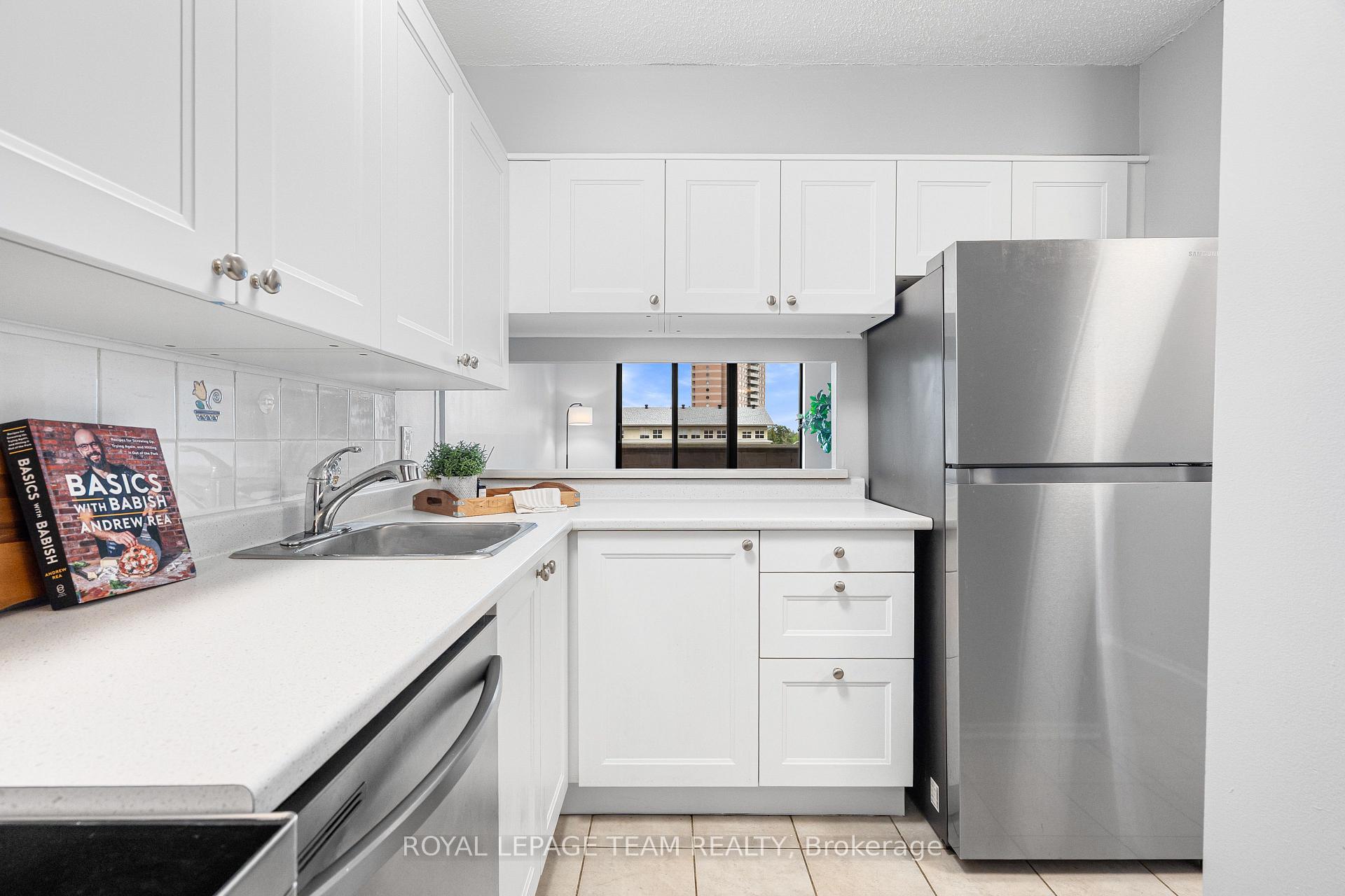 Photo 13 of Unit 301, 1180 Ohio Street, Ottawa, Billings Bridge — HOMEH