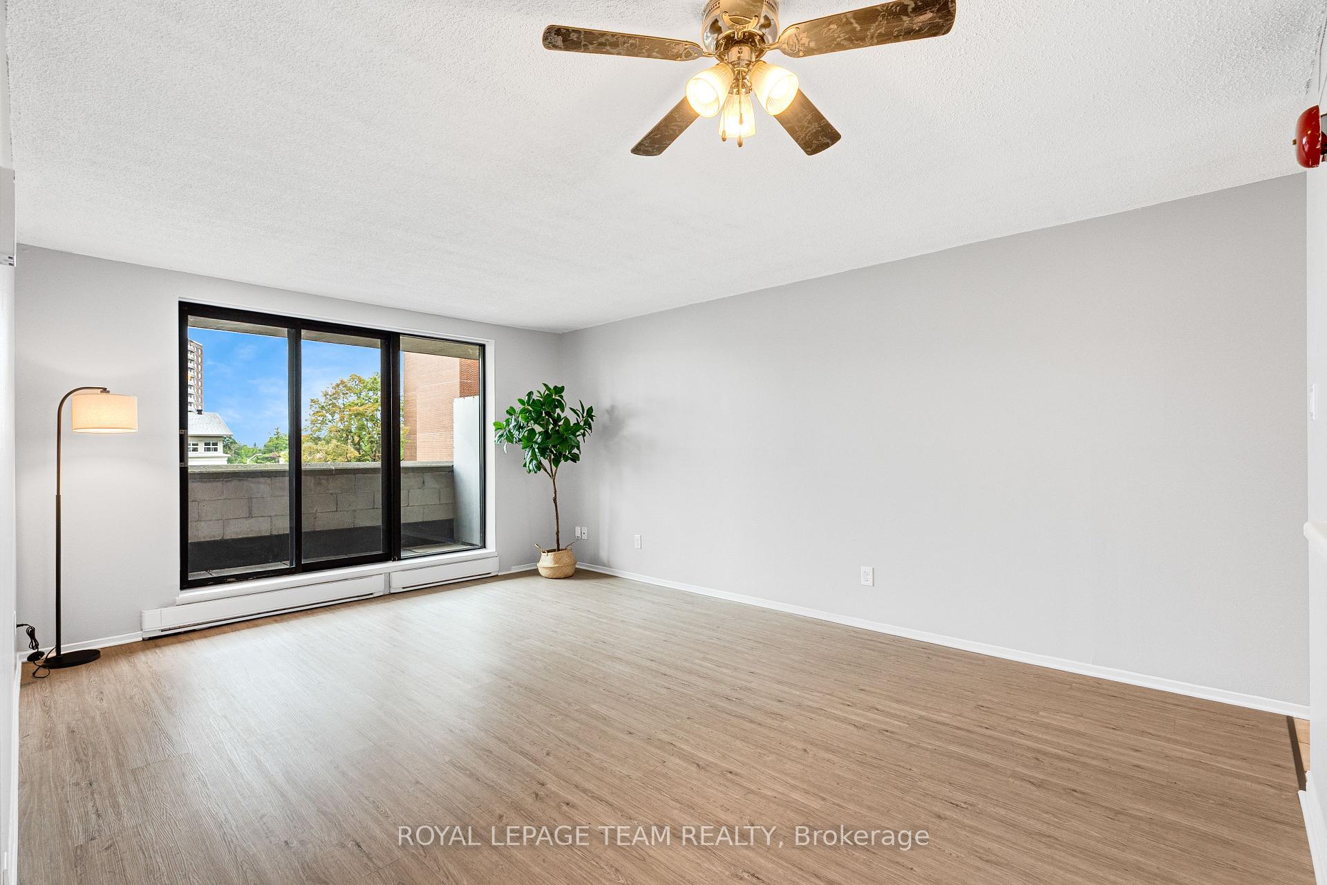 Photo 19 of Unit 301, 1180 Ohio Street, Ottawa, Billings Bridge — HOMEH