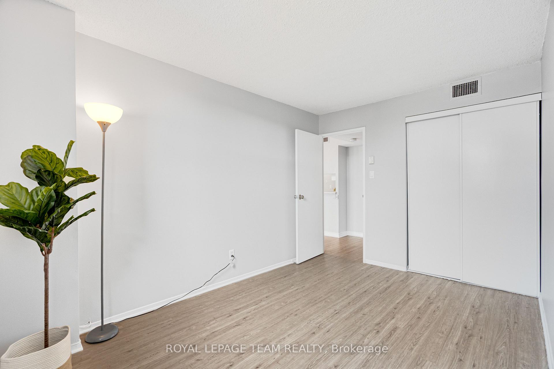 Photo 39 of Unit 301, 1180 Ohio Street, Ottawa, Billings Bridge — HOMEH