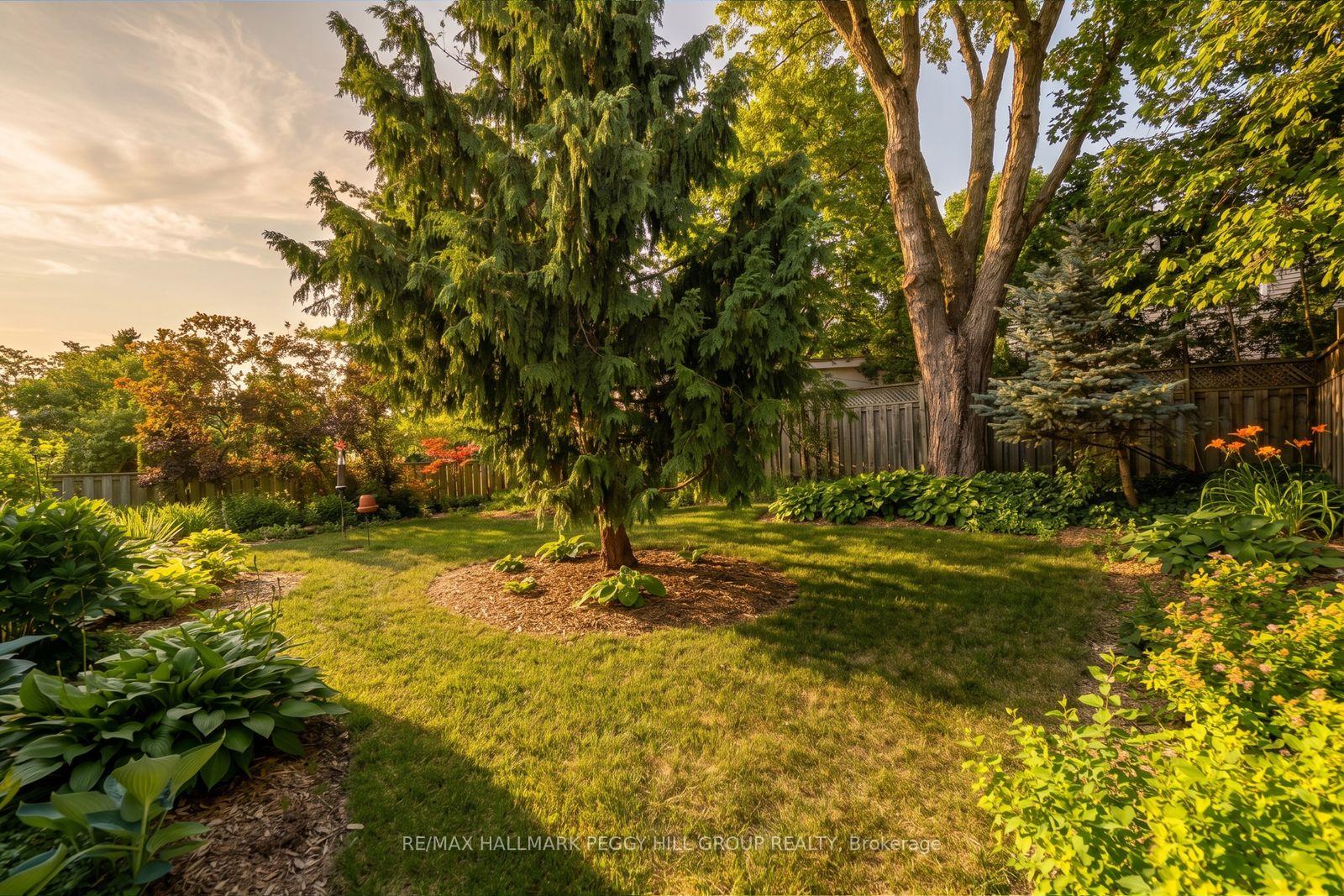 Photo 3 of 6 Oren Boulevard, Barrie, Sunnidale — HOMEH