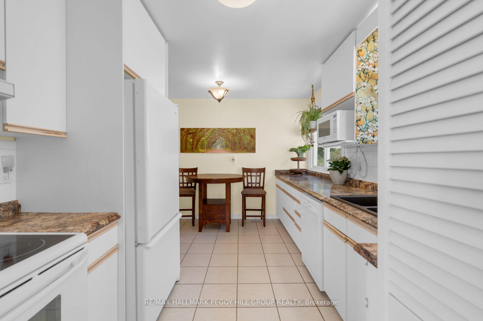 Photo 10 of 6 Oren Boulevard, Barrie, Sunnidale — HOMEH