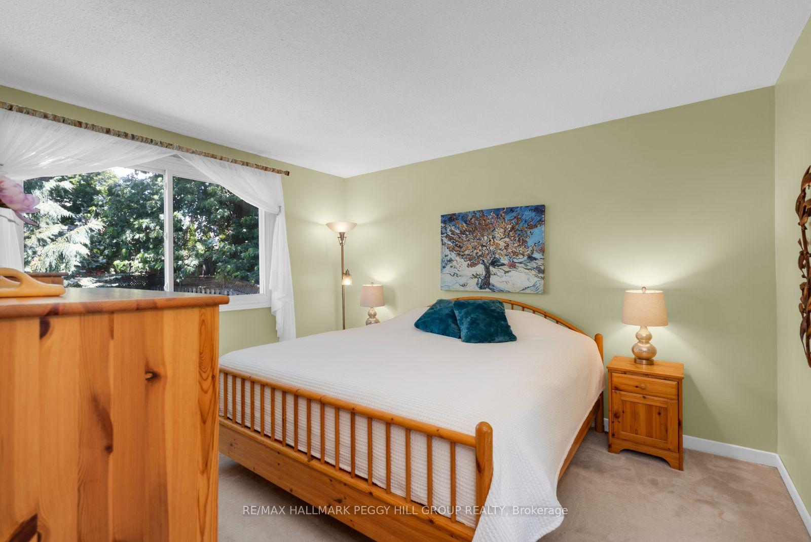 Photo 11 of 6 Oren Boulevard, Barrie, Sunnidale — HOMEH