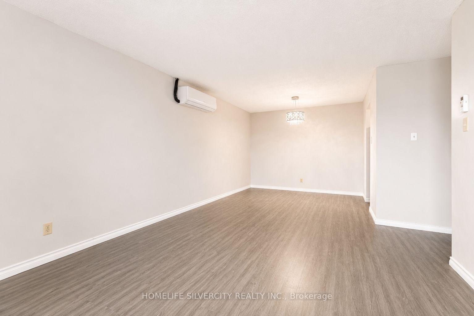 Photo 11 of Unit 303, 733 Deveron Crescent, London, South T — HOMEH