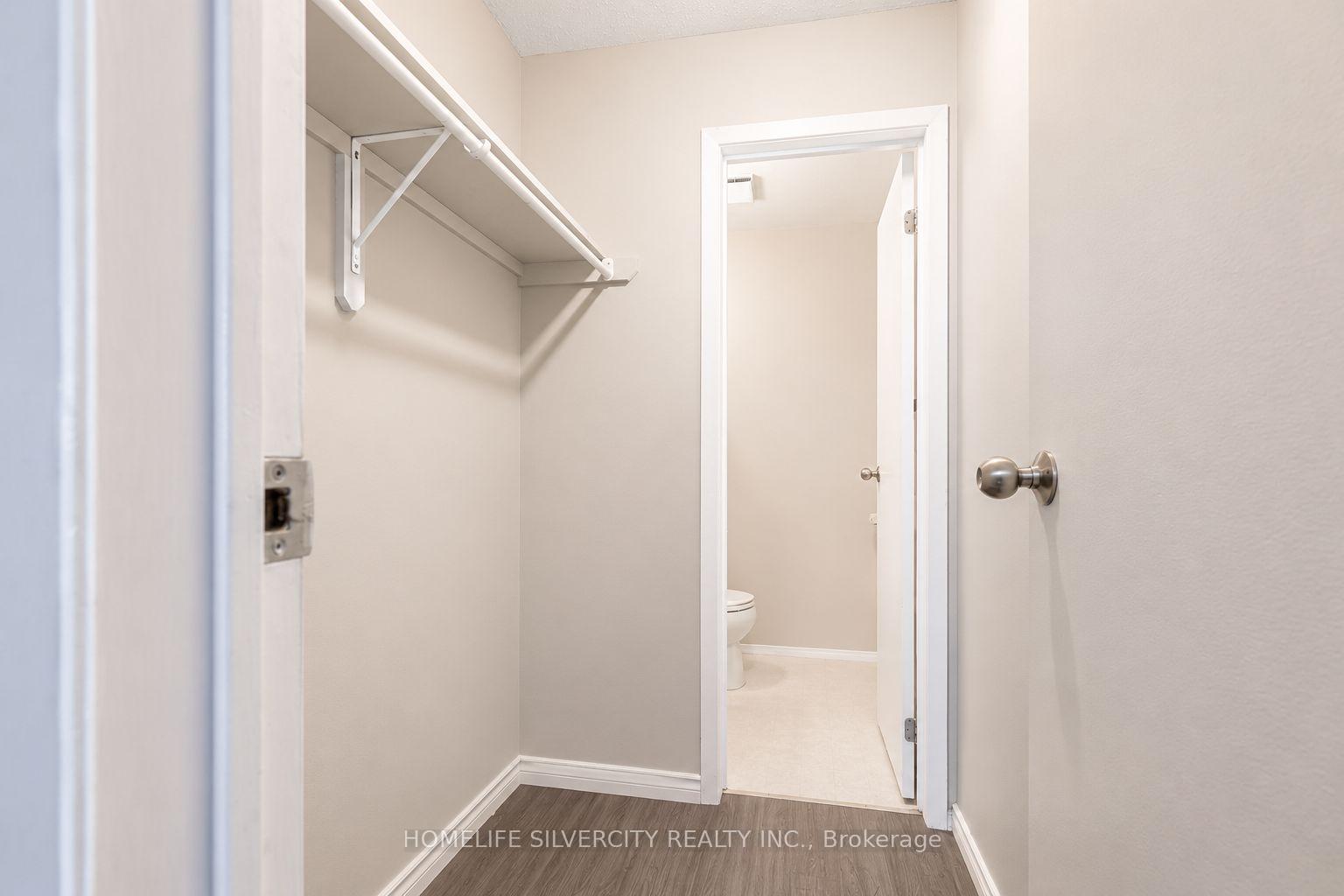 Photo 13 of Unit 303, 733 Deveron Crescent, London, South T — HOMEH