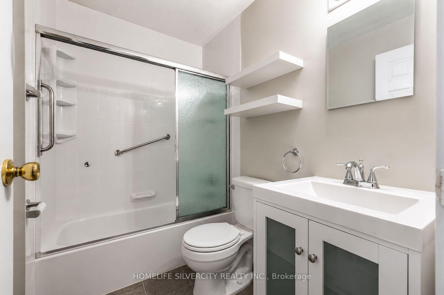 Photo 14 of Unit 303, 733 Deveron Crescent, London, South T — HOMEH