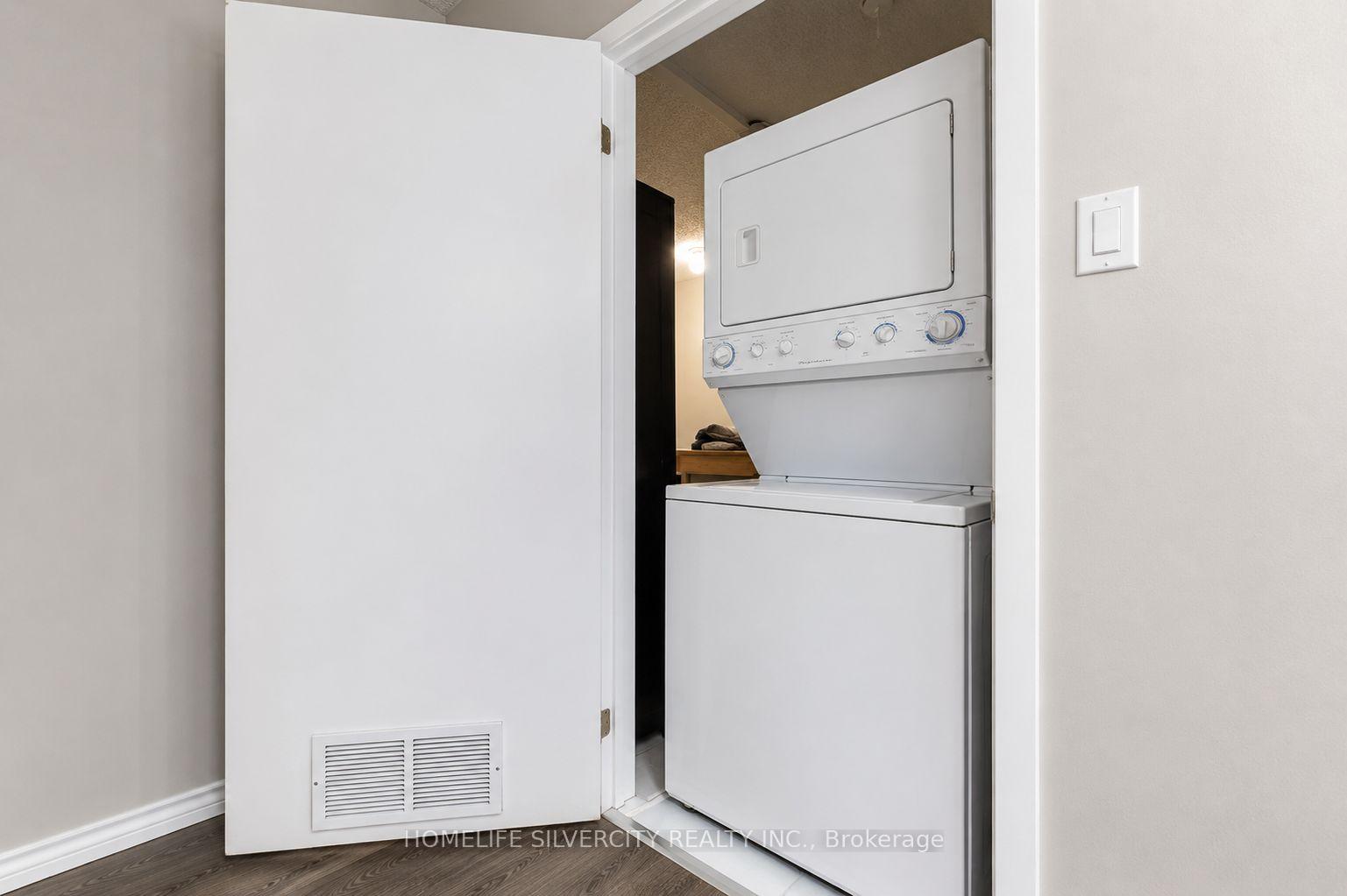 Photo 16 of Unit 303, 733 Deveron Crescent, London, South T — HOMEH