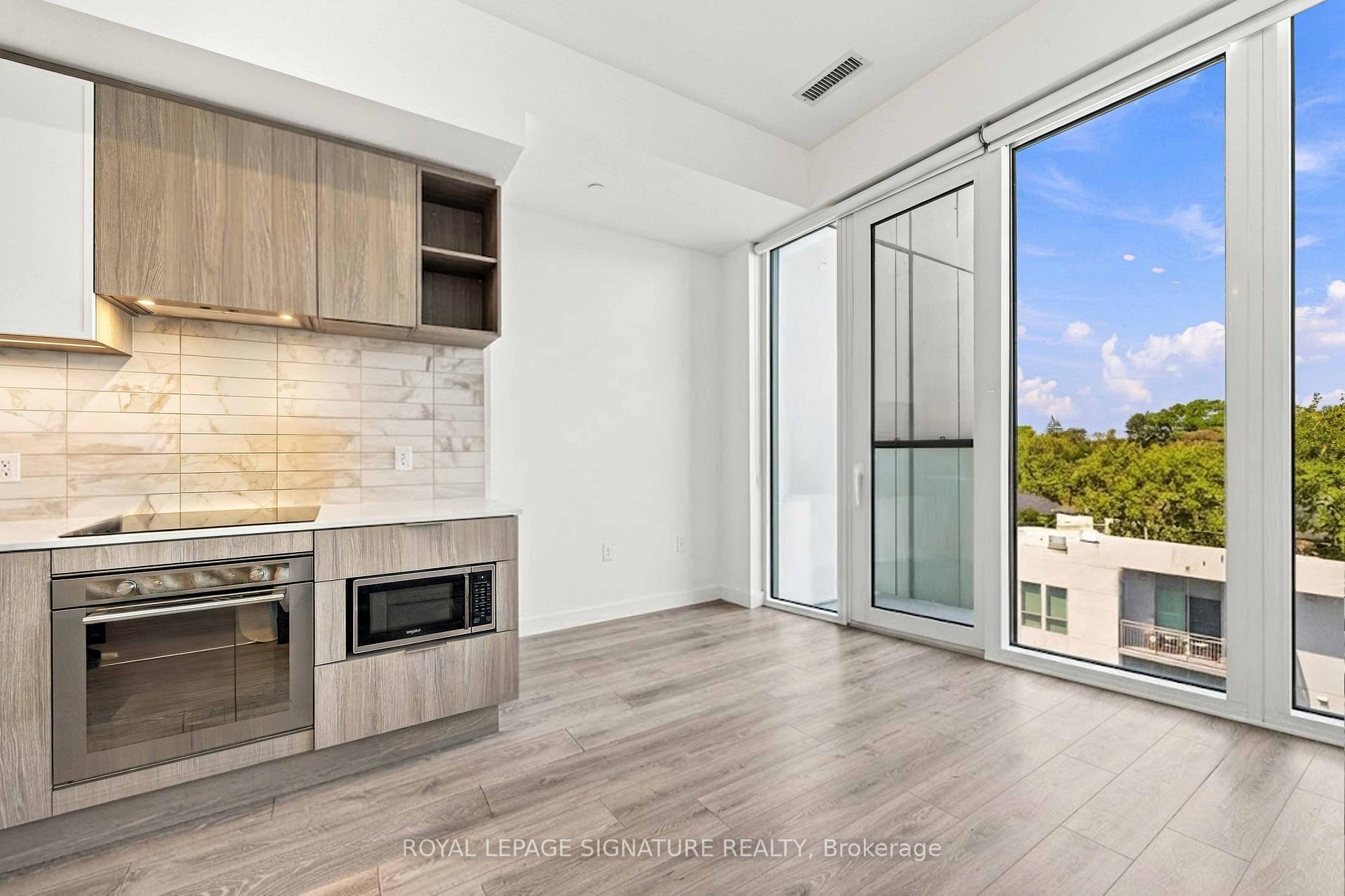Photo 9 of Unit 817, 2020 Bathurst Street, Toronto, Humewood-Cedarvale — HOMEH