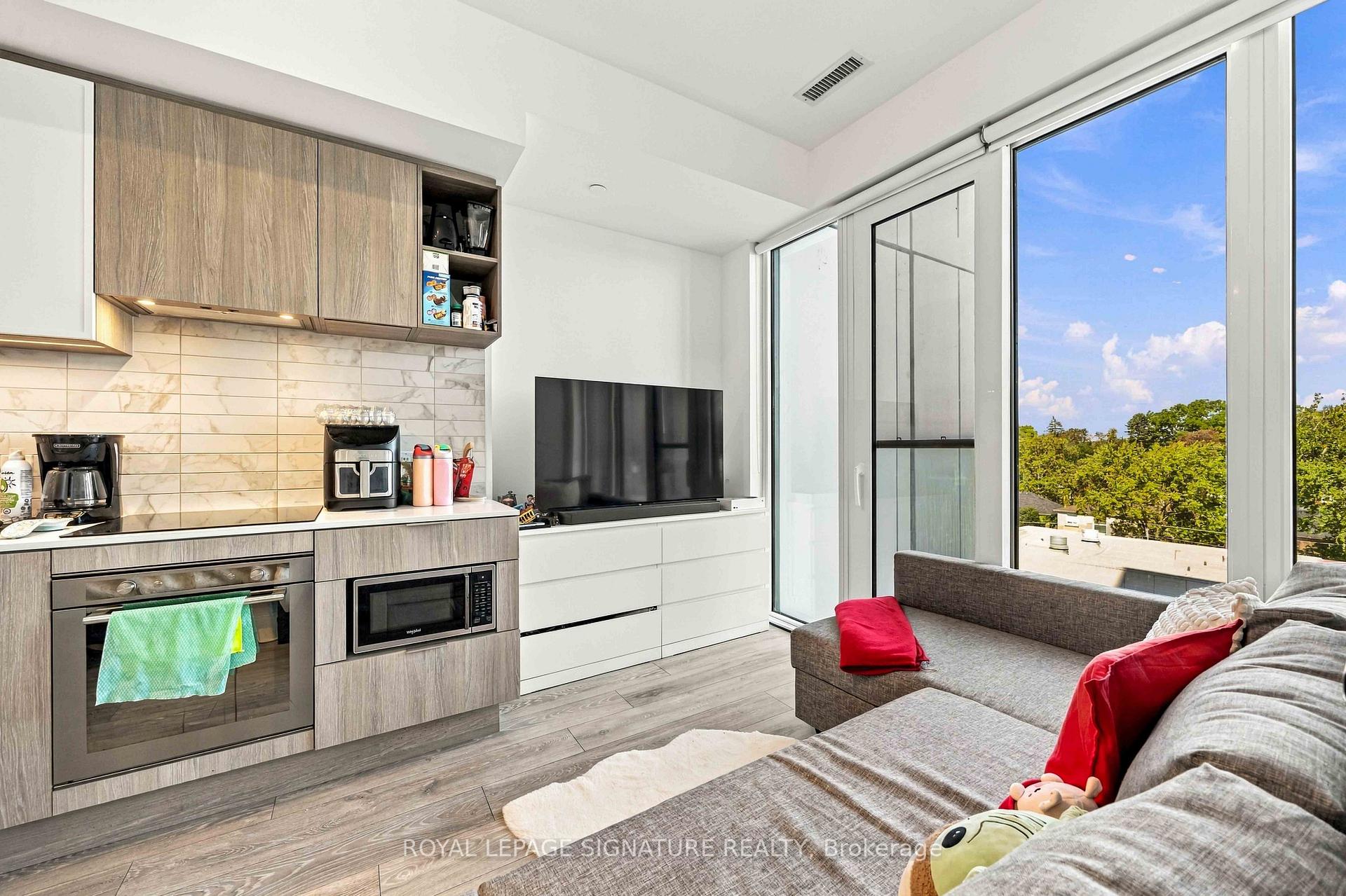 Photo 10 of Unit 817, 2020 Bathurst Street, Toronto, Humewood-Cedarvale — HOMEH