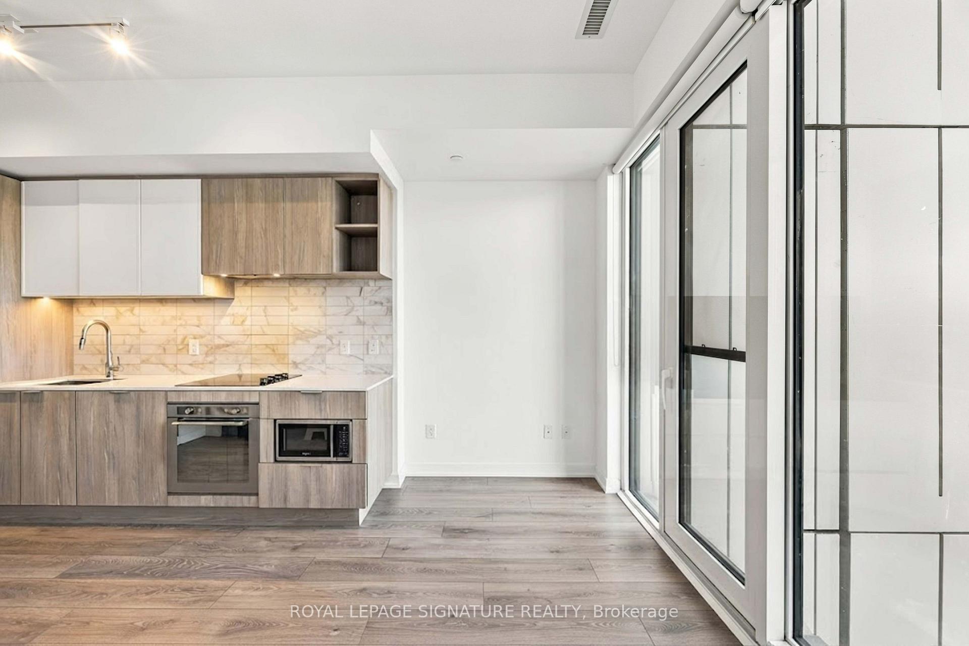 Photo 11 of Unit 817, 2020 Bathurst Street, Toronto, Humewood-Cedarvale — HOMEH