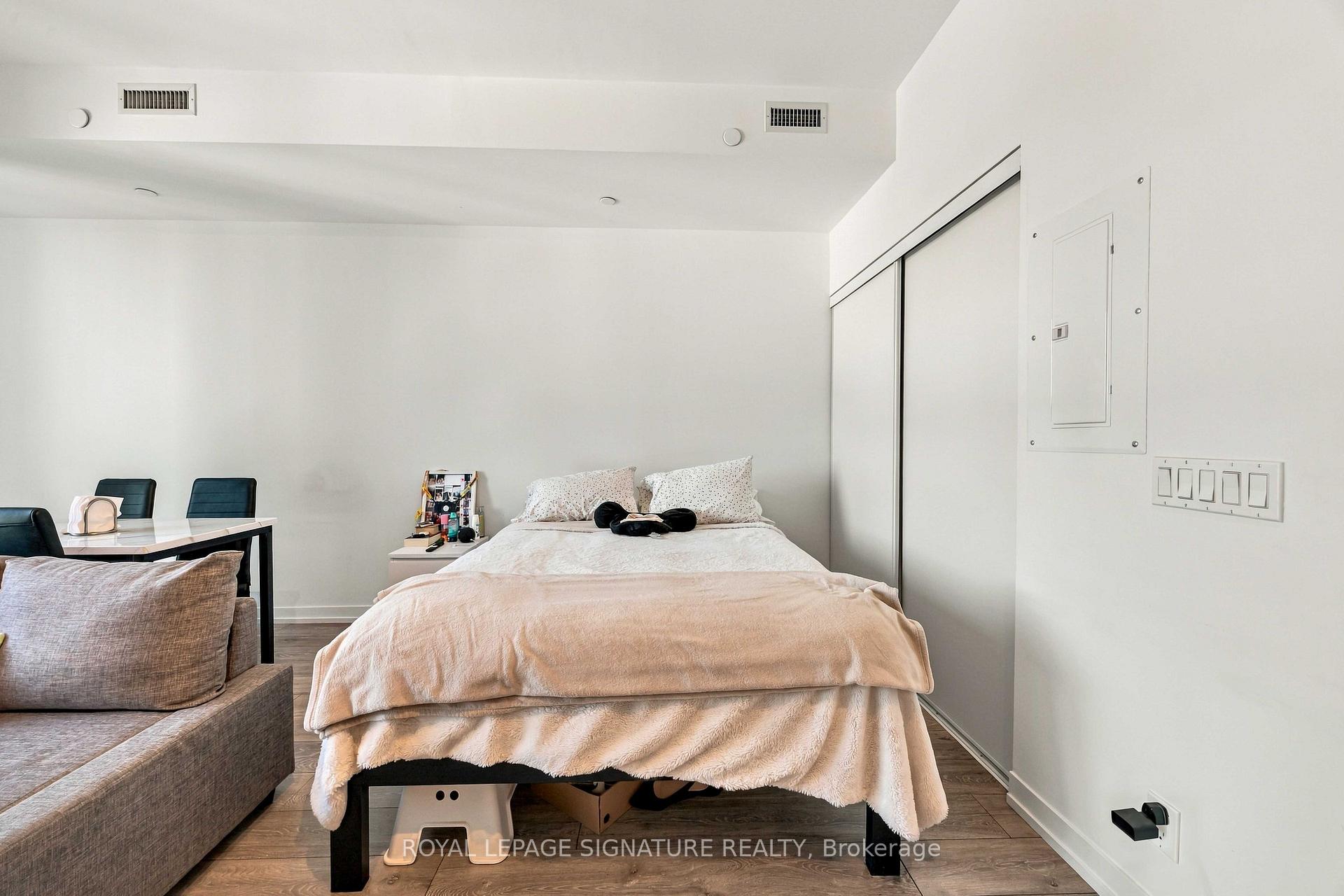 Photo 25 of Unit 817, 2020 Bathurst Street, Toronto, Humewood-Cedarvale — HOMEH