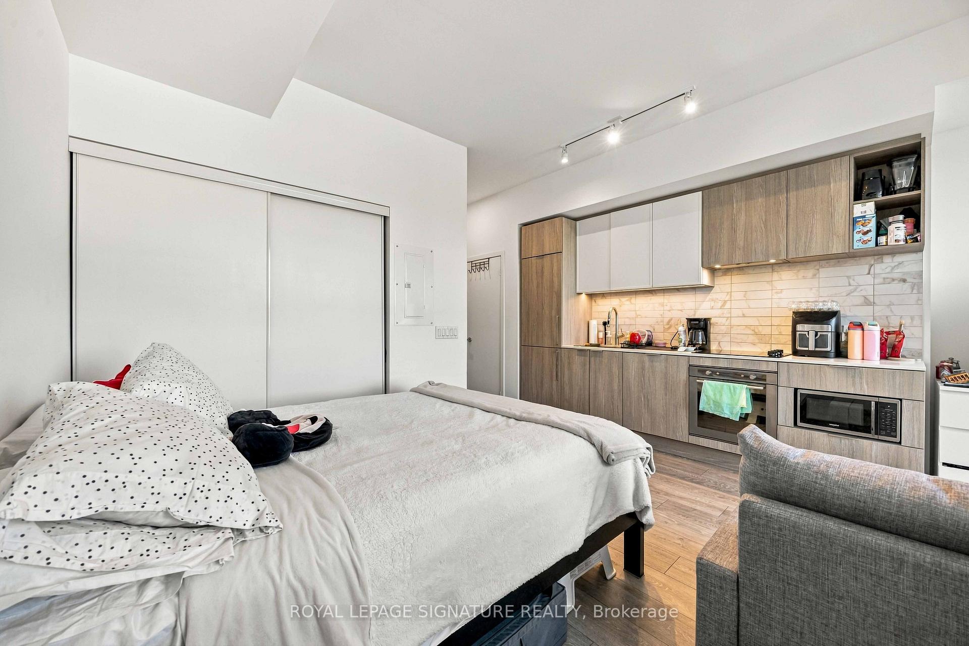 Photo 29 of Unit 817, 2020 Bathurst Street, Toronto, Humewood-Cedarvale — HOMEH